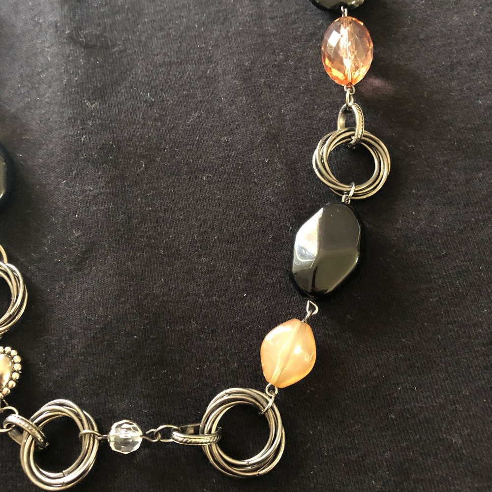 2 necklaces. - Picture 2 of 6
